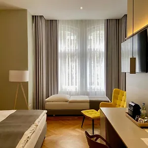 Hotel 38, Berlín